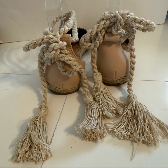 Circus by Sam Edelman Lenora Light Tan Cream Espadrilles Flats Rope Tie Size 8 - Picture 7 of 9